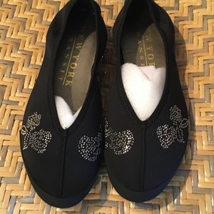 New York Transit black ballet flats 7 1/2 with rhinestones